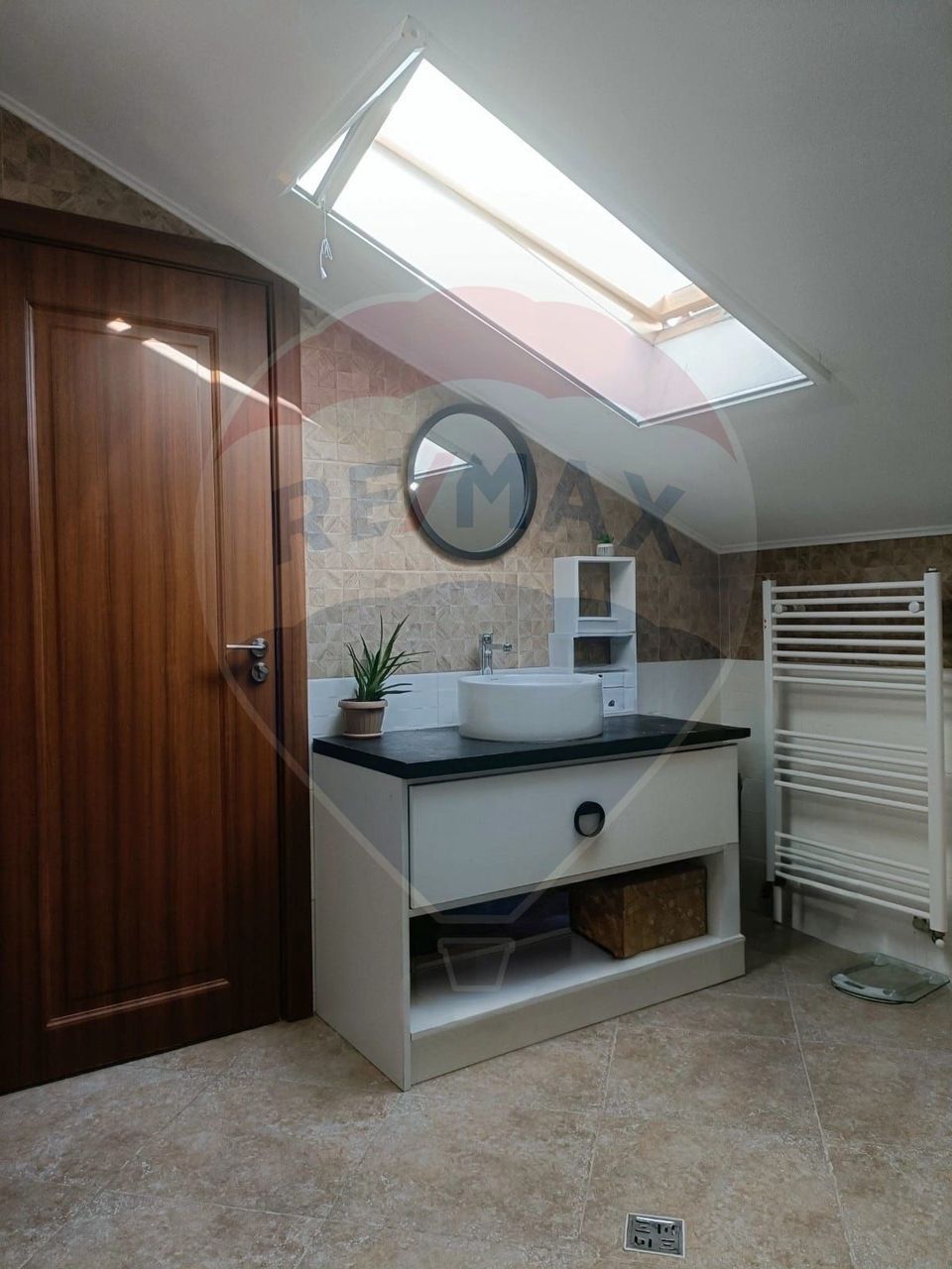 Apartament modern cu 4 camere – 168 mp de libertate și confort