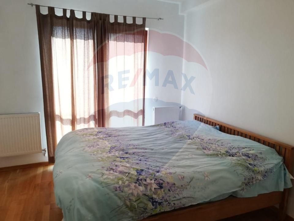 Apartament cu 2 camere de inchiriat , blv.21 Decembrie , centru