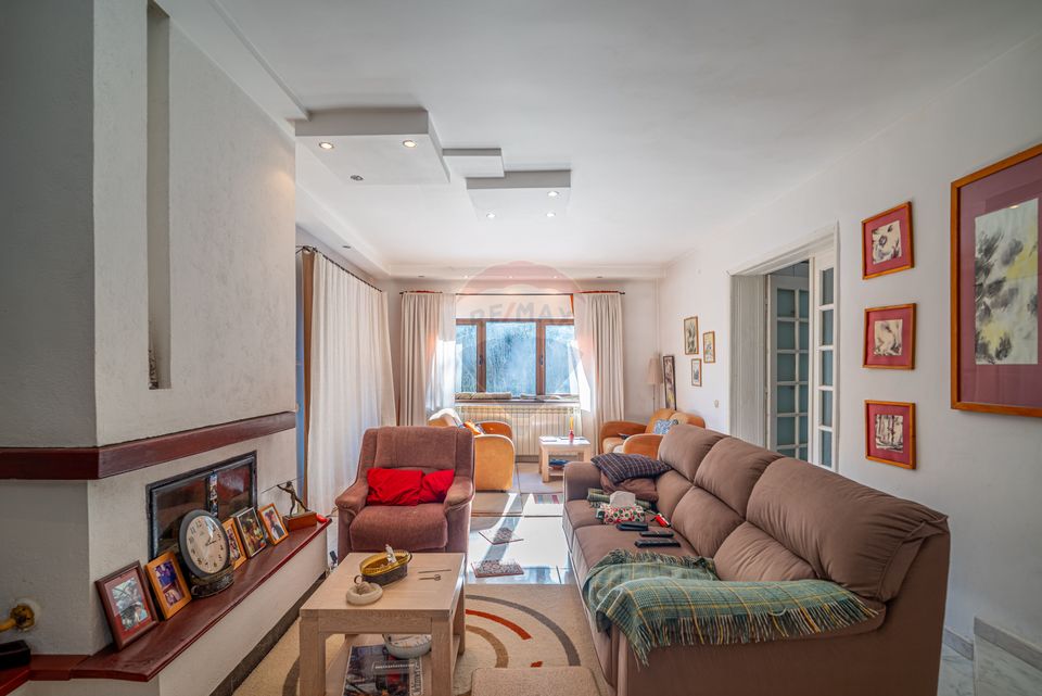 5 room House / Villa for sale, Central area