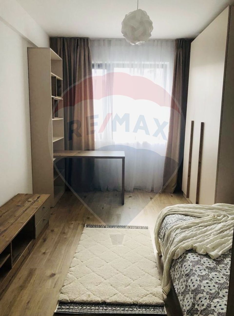 Apartament cu 3 camere de inchiriat in Greenfield