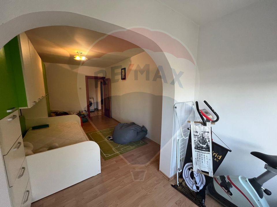 Apartament 3 camere în zona gara