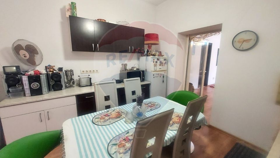 3 room House / Villa for sale, Gradiste area