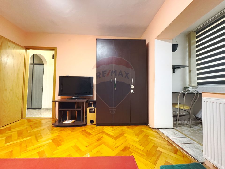 Apartament cu 3 camere, decomandat, pe strada Orșova - confort, eficie