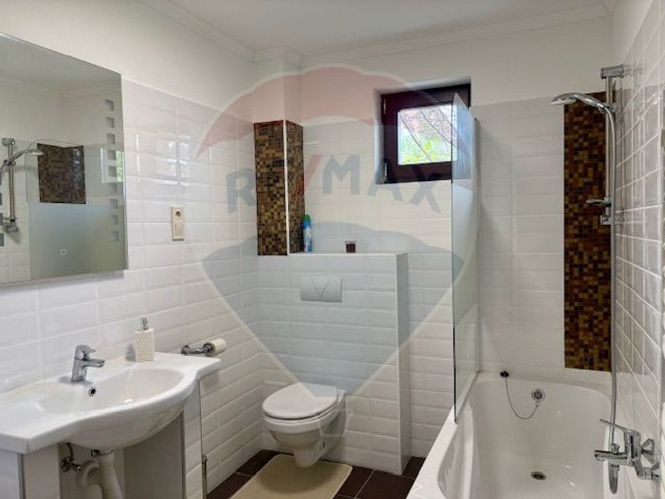 4 room House / Villa for sale