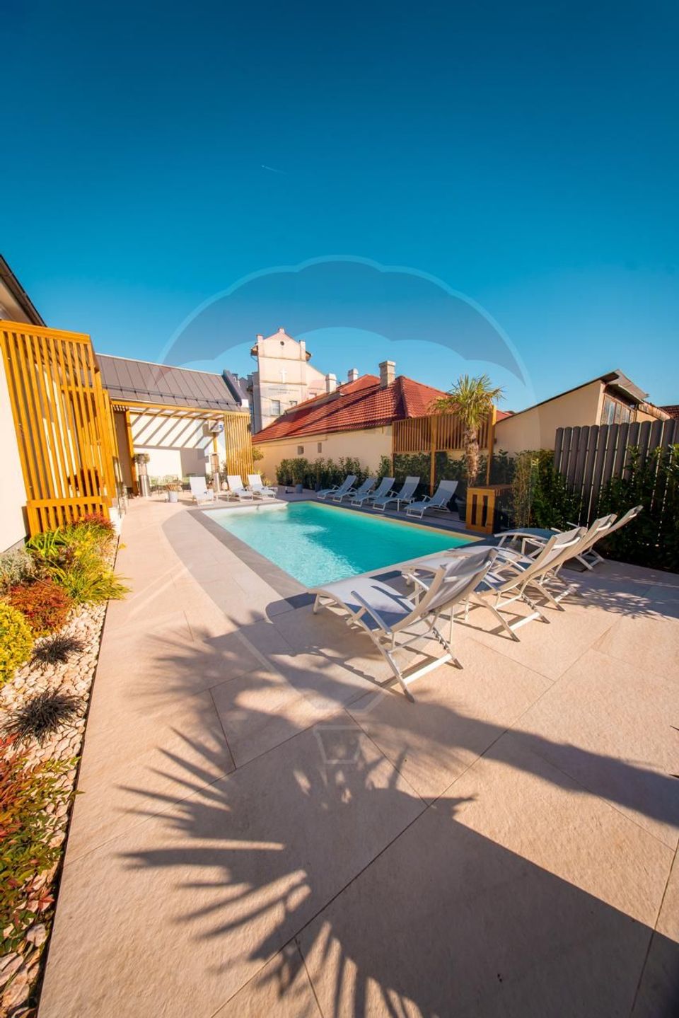 14 room Hotel / Pension for sale, Ultracentral area