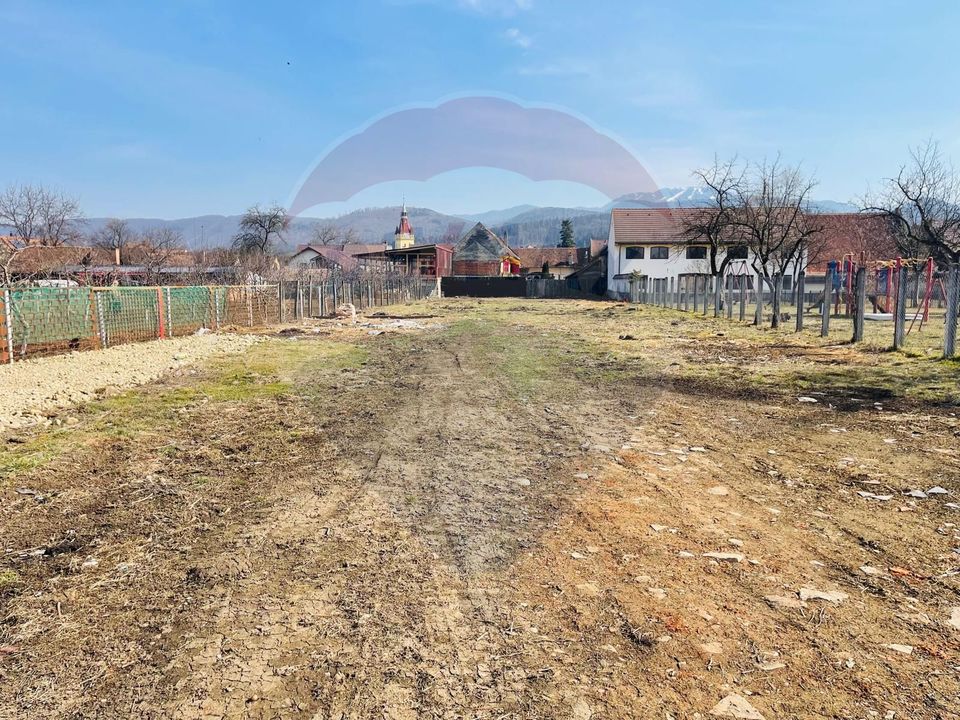 Teren 755 mp Cristian / Strada BARSEI