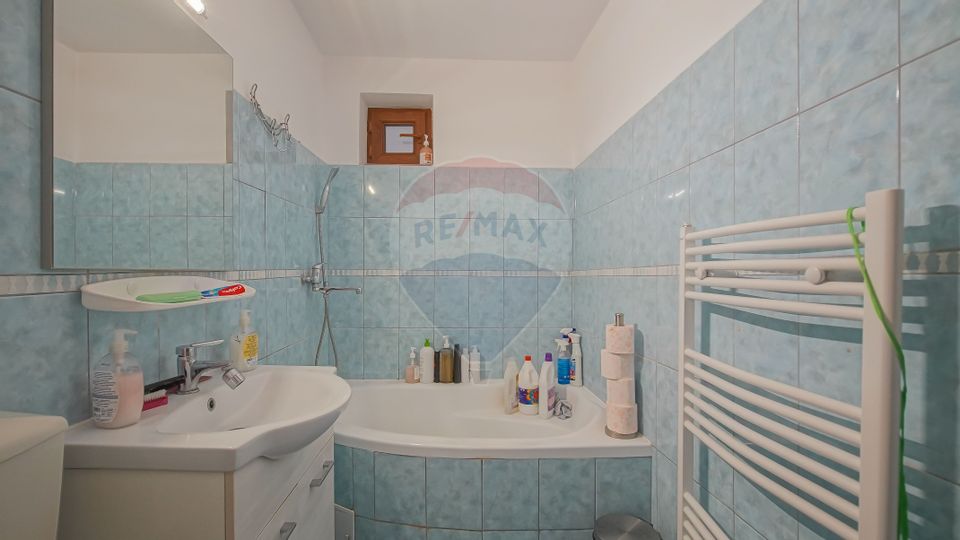 REZERVAT Casă tipică pentru un stil de viață liniștit  Craiter, Brașov