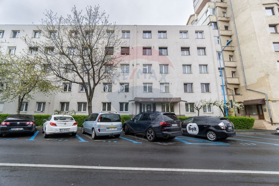 2 room Apartment for sale, Centrul Civic area