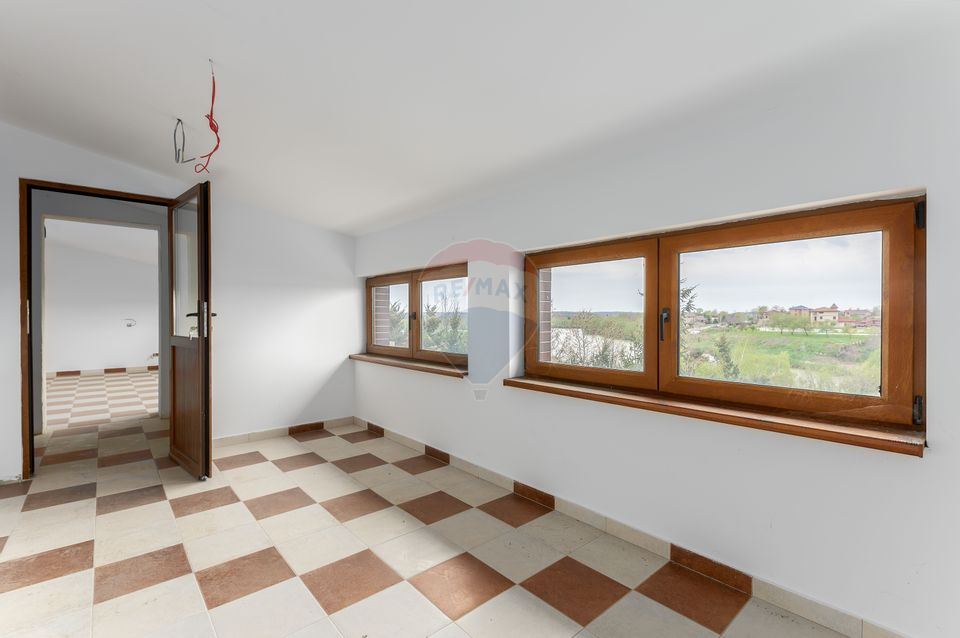 30 room House / Villa for rent