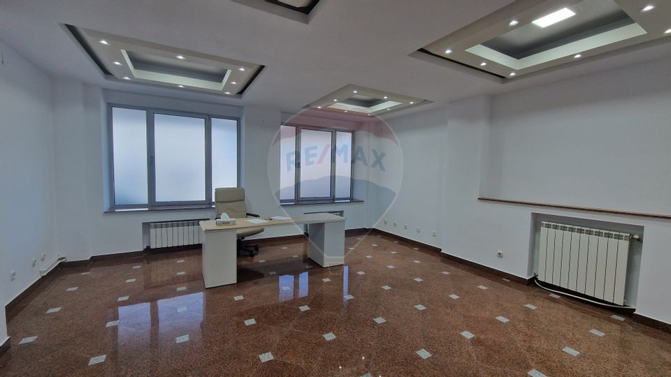 Spațiu de birouri de 1,054mp de închiriat în zona Bucureștii Noi