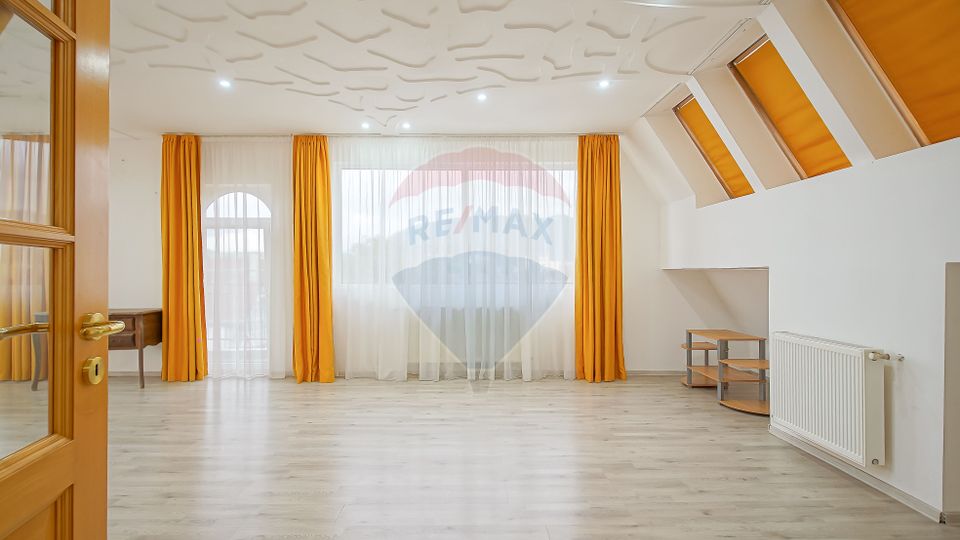 400sq.m Office Space for rent, Central area