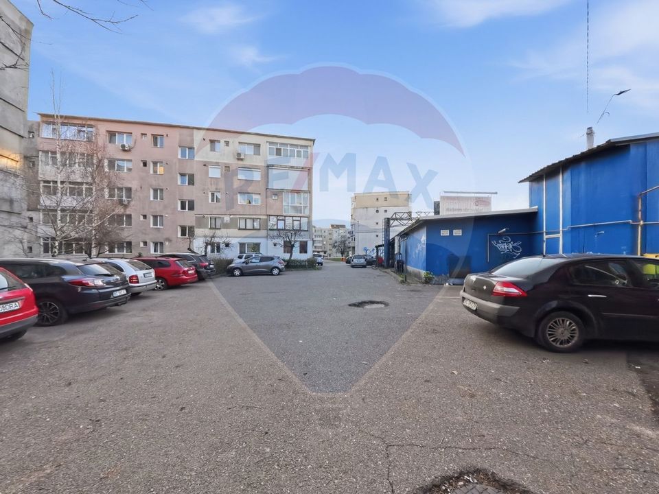 207sq.m Commercial Space for rent, Mioritei area