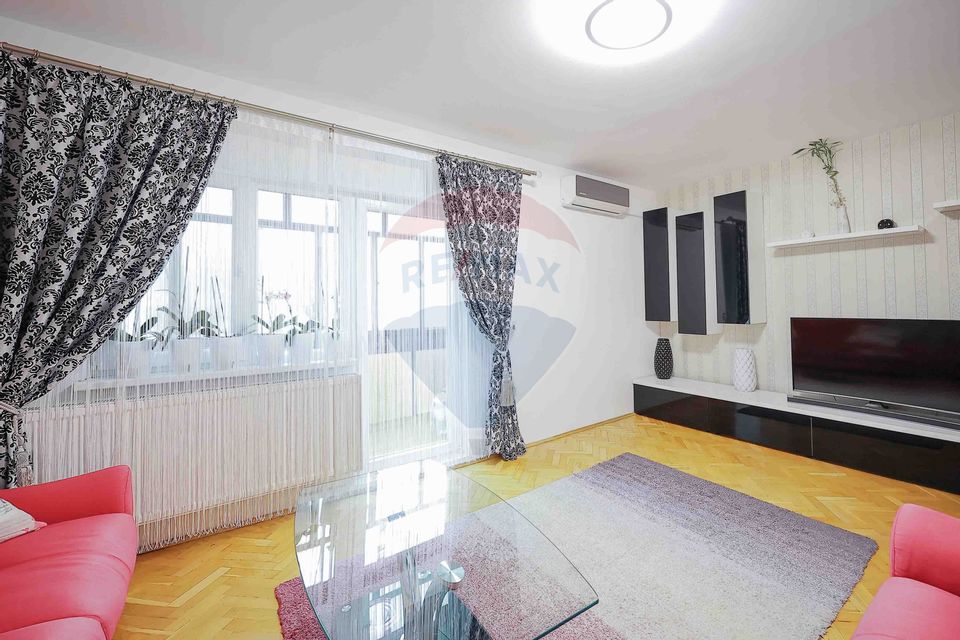 3 room Apartment for sale, Decebal area