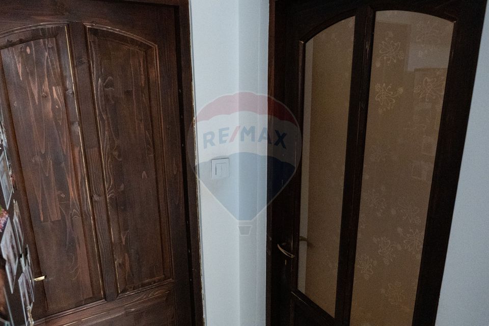 5 room House / Villa for sale, Periferie area