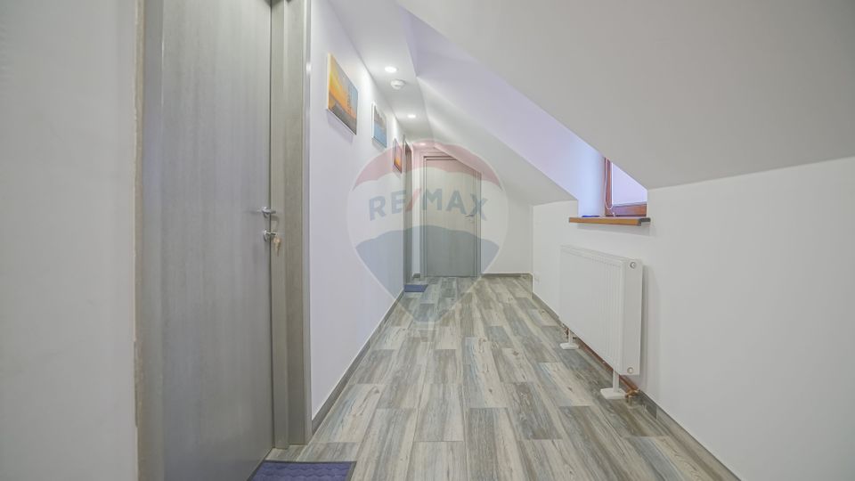 Casa multifunctionala, locuinta si destinatie comerciala Scriitorilor