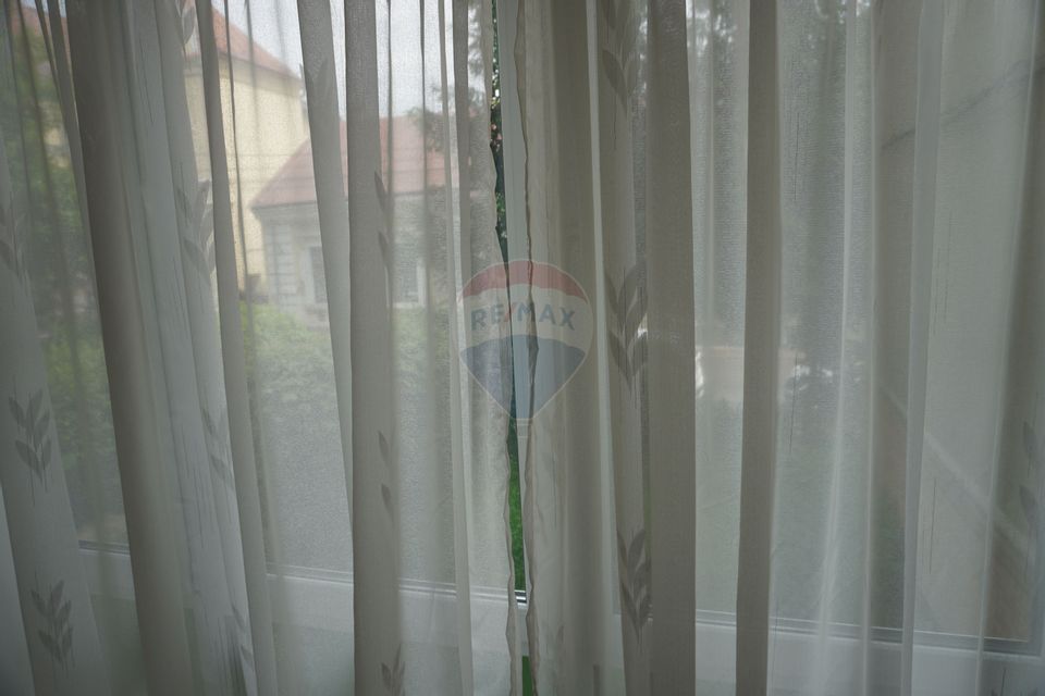 4 room Apartment for rent, Central area