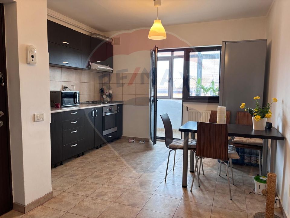 Apartament cu 2 camere de vânzare în zona Central