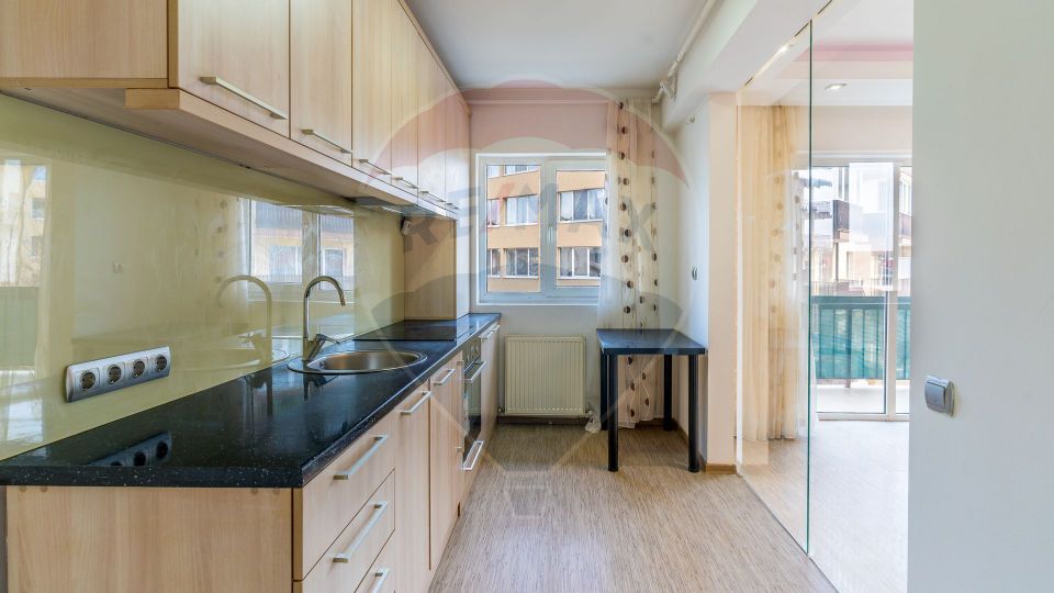 Apartament cu 1 camera de vanzare, Str. Florilor, Floresti