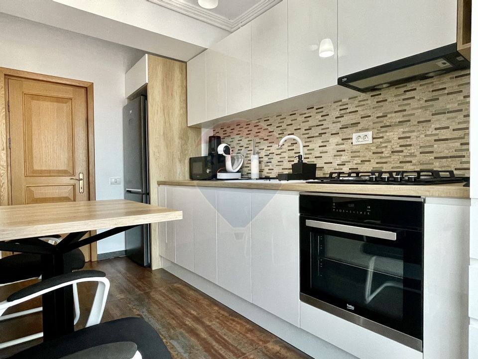 Studio de lux cu vedere la lac și la mare – curățenie inclusa