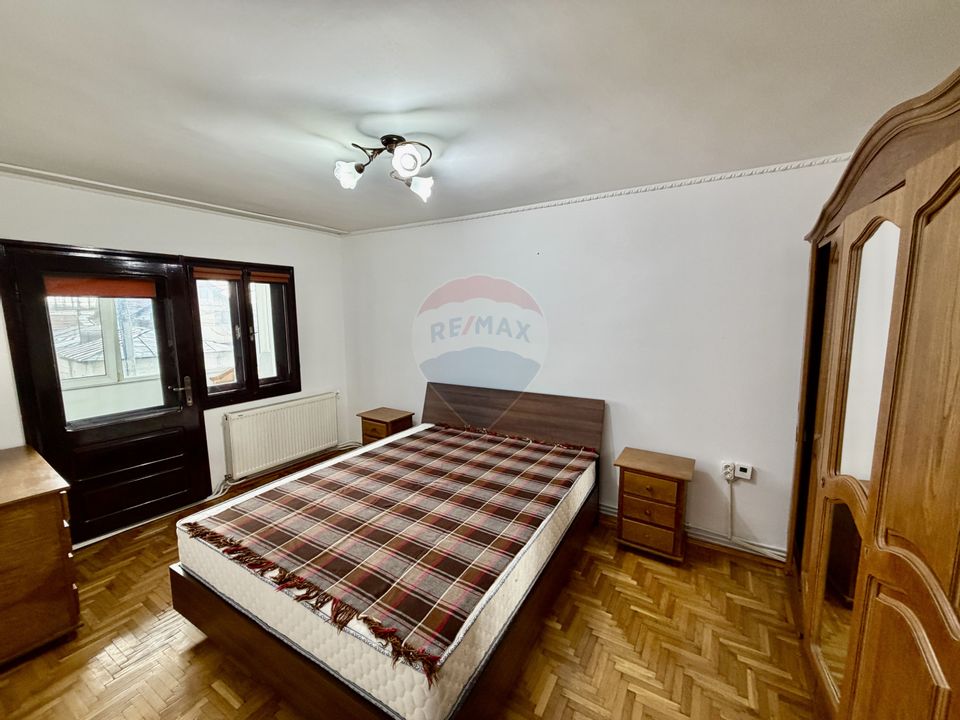 Apartament 3 camere etaj 1