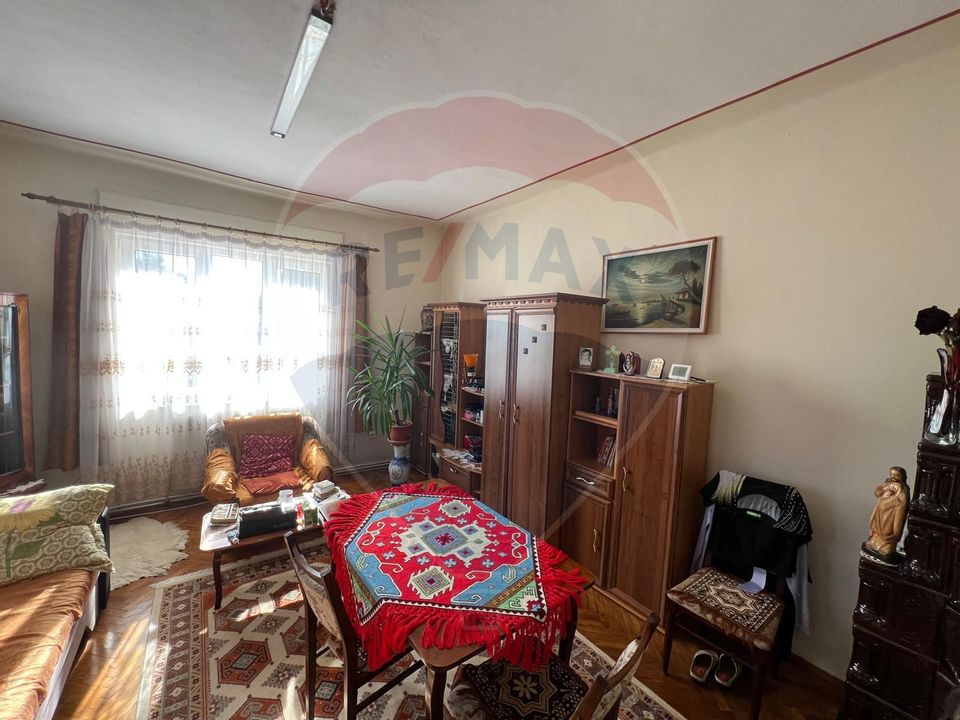 Casă cu potențial, în inima Turzii – Micro 1, Str. Primăverii