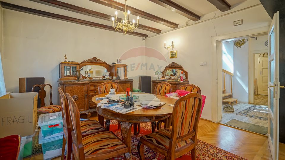 11 room House / Villa for sale, Schei area