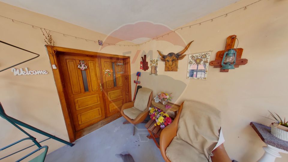 5 room House / Villa for sale, Est area