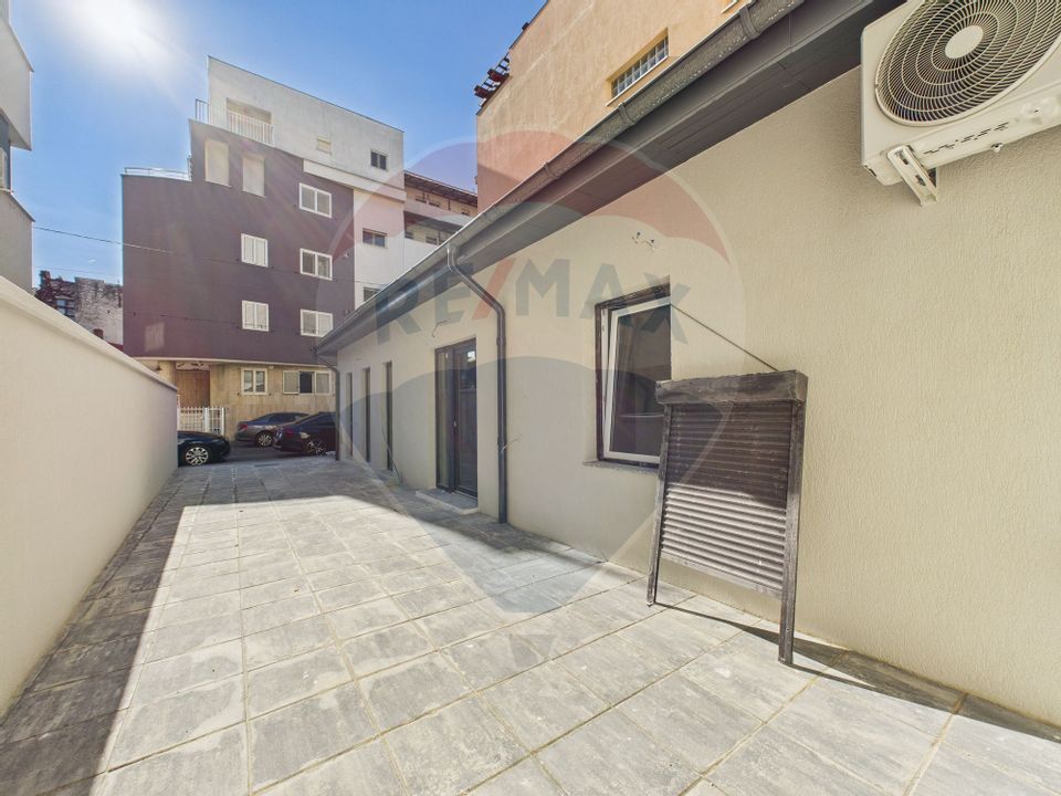 65sq.m Commercial Space for rent, Floreasca area