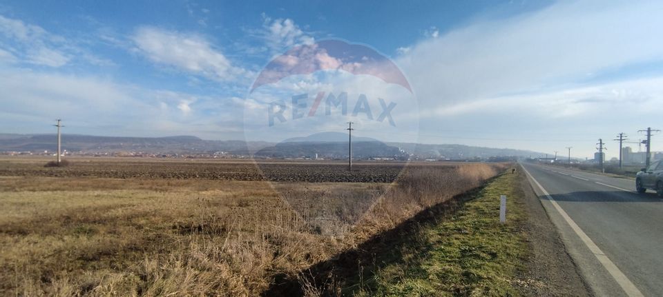 Land 5,100sqm Sarmasag / Soseaua E81/ DN 1F