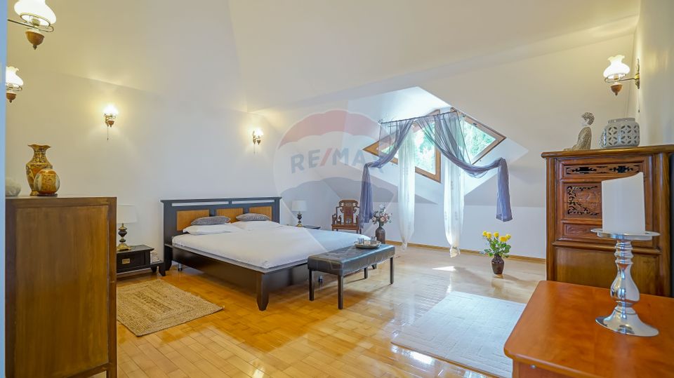 5 room House / Villa for rent, Centrul Istoric area