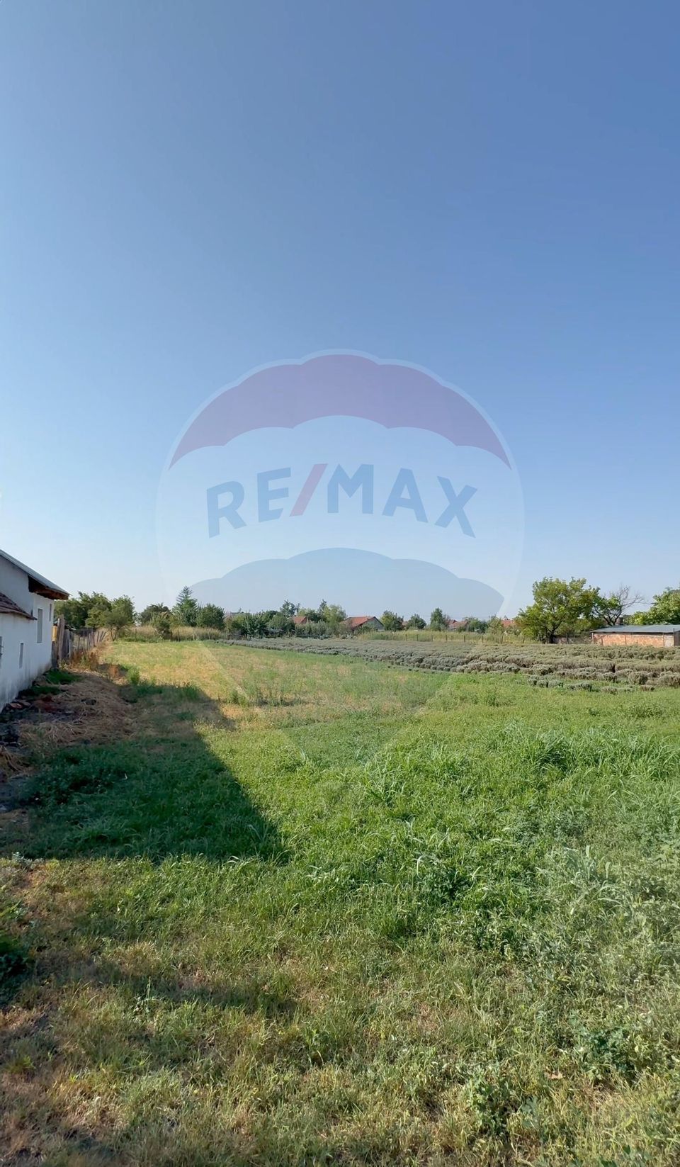 Land 1,439sqm Bobda / Strada principala