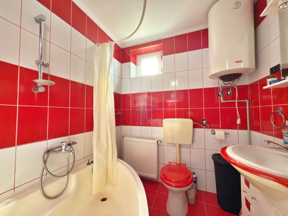 Apartament cu 3 camere de vânzare în zona ultracentrală a Aradului
