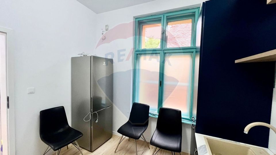 54sq.m Office Space for rent, Central area