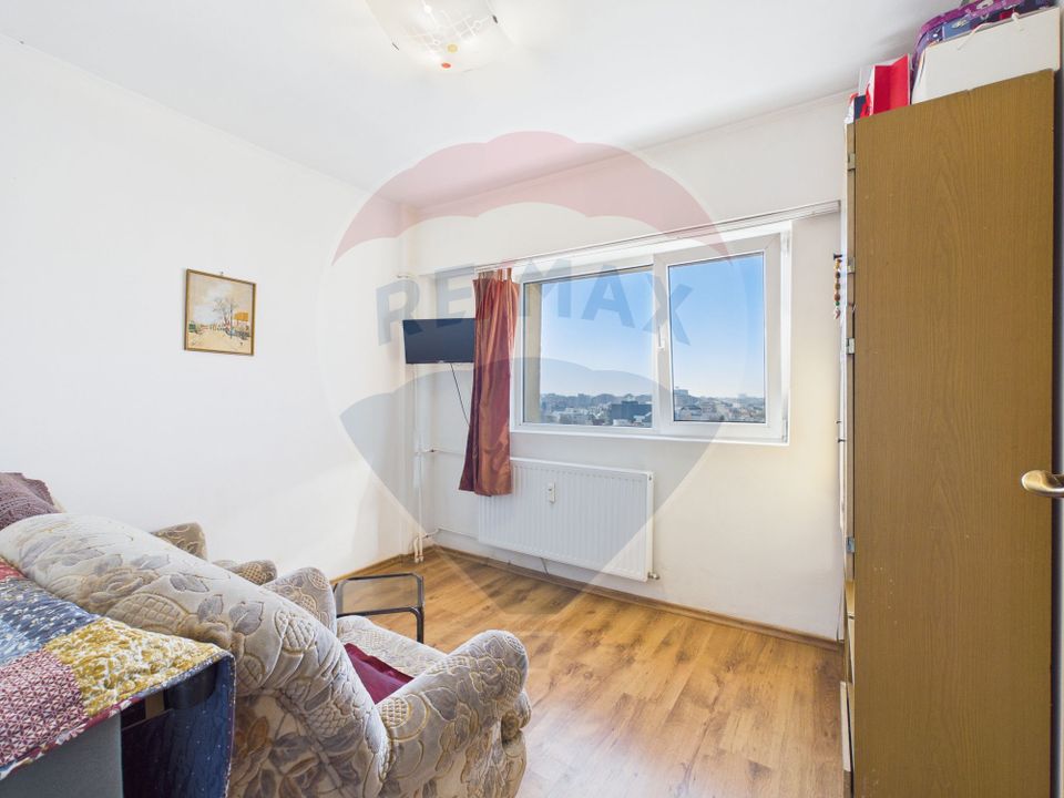 De vanzare | Apartament 4 camere pe Stefan cel Mare, Bucuresti