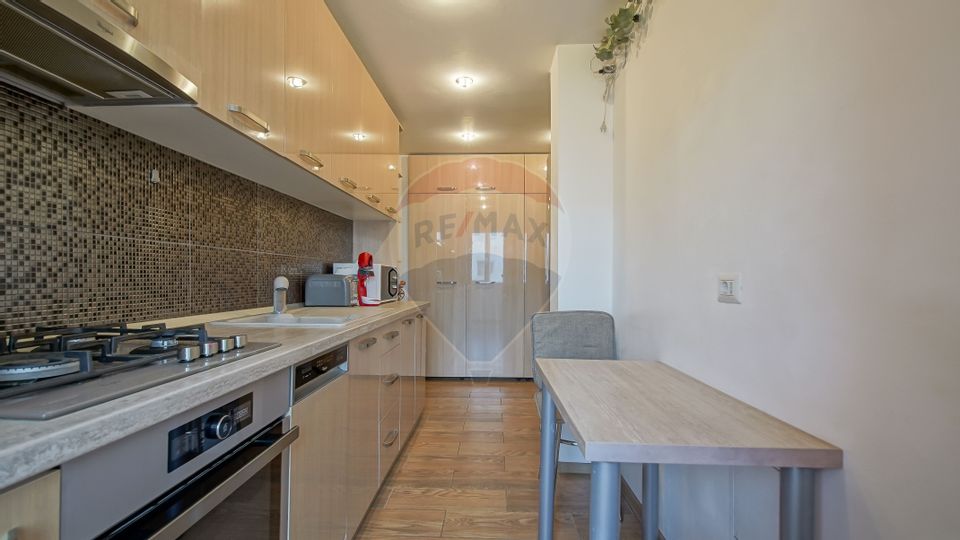 Apartament cu 2 camere Tractorul