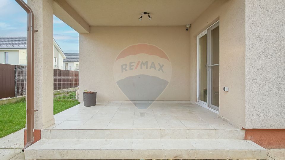 Ground floor house with underfloor heating – Sânpetru, Lempeș area