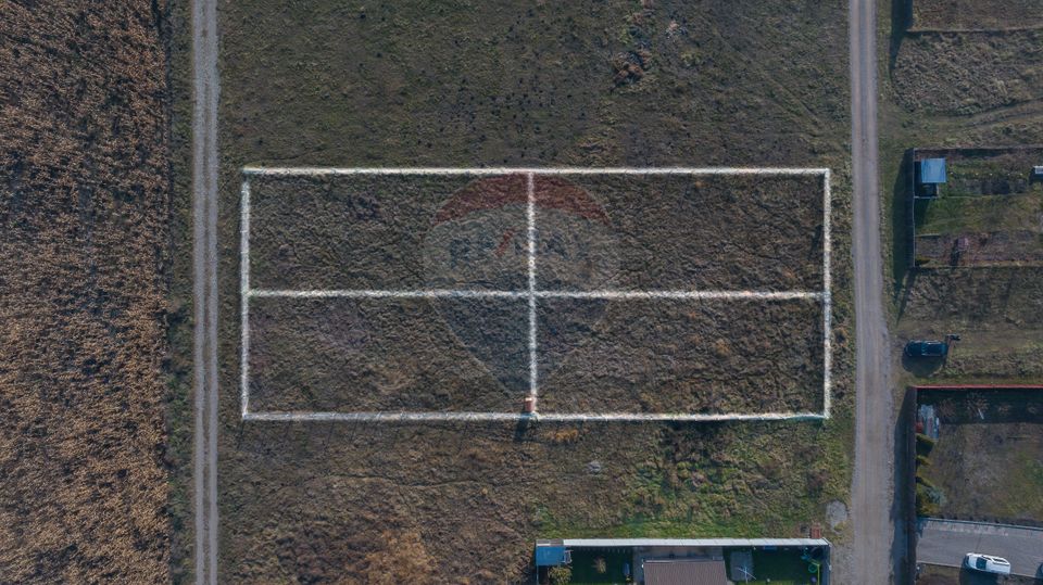 Land 2,000sqm Harman / Strada Mihail kogalniceanu