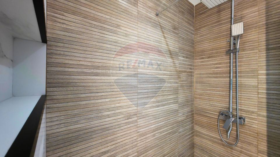 Vânzare 2 camere  în zona Lizeanu