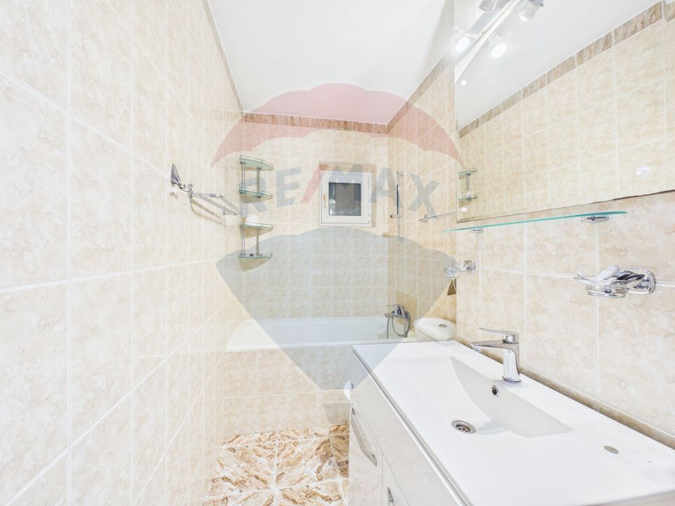 Apartament cu 2 camere de vânzare în zona Tineretului