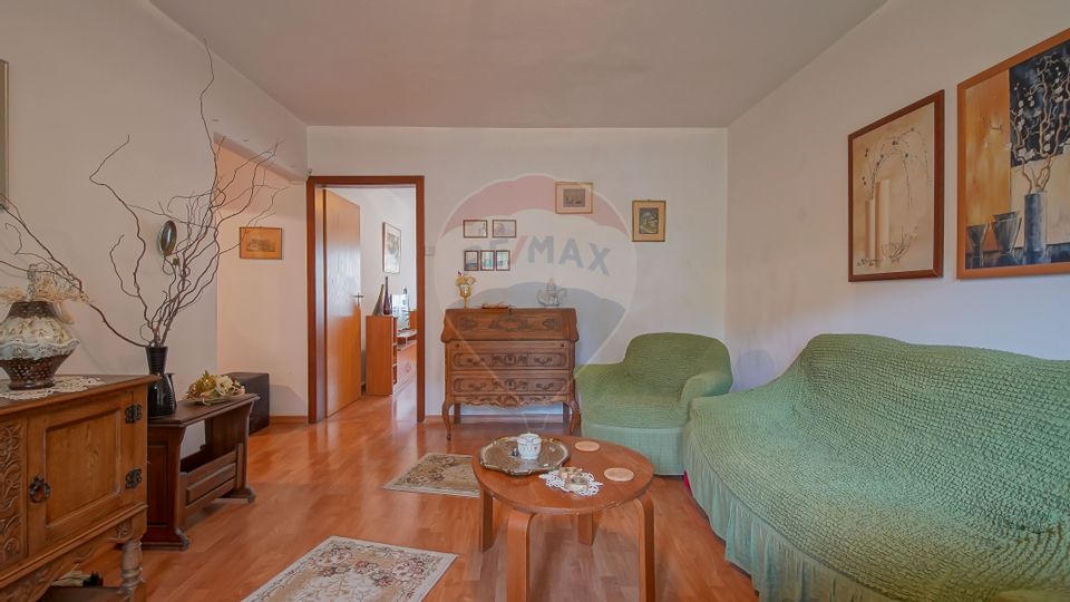 65sq.m Office Space for rent, Racadau area