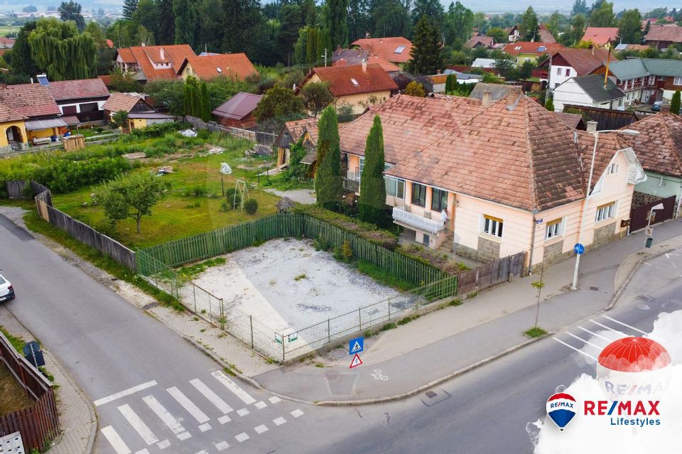 Casă / Vilă cu 4 camere de vânzare în zona Central