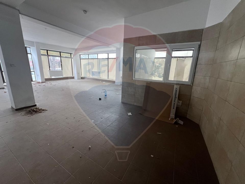 200sq.m Commercial Space for rent, Brailei area