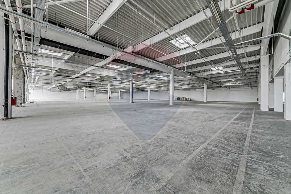 7,623sq.m Industrial Space for rent, Vest area