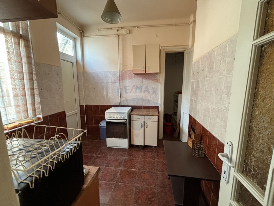 Apartament 3 camere Piata Gemeni