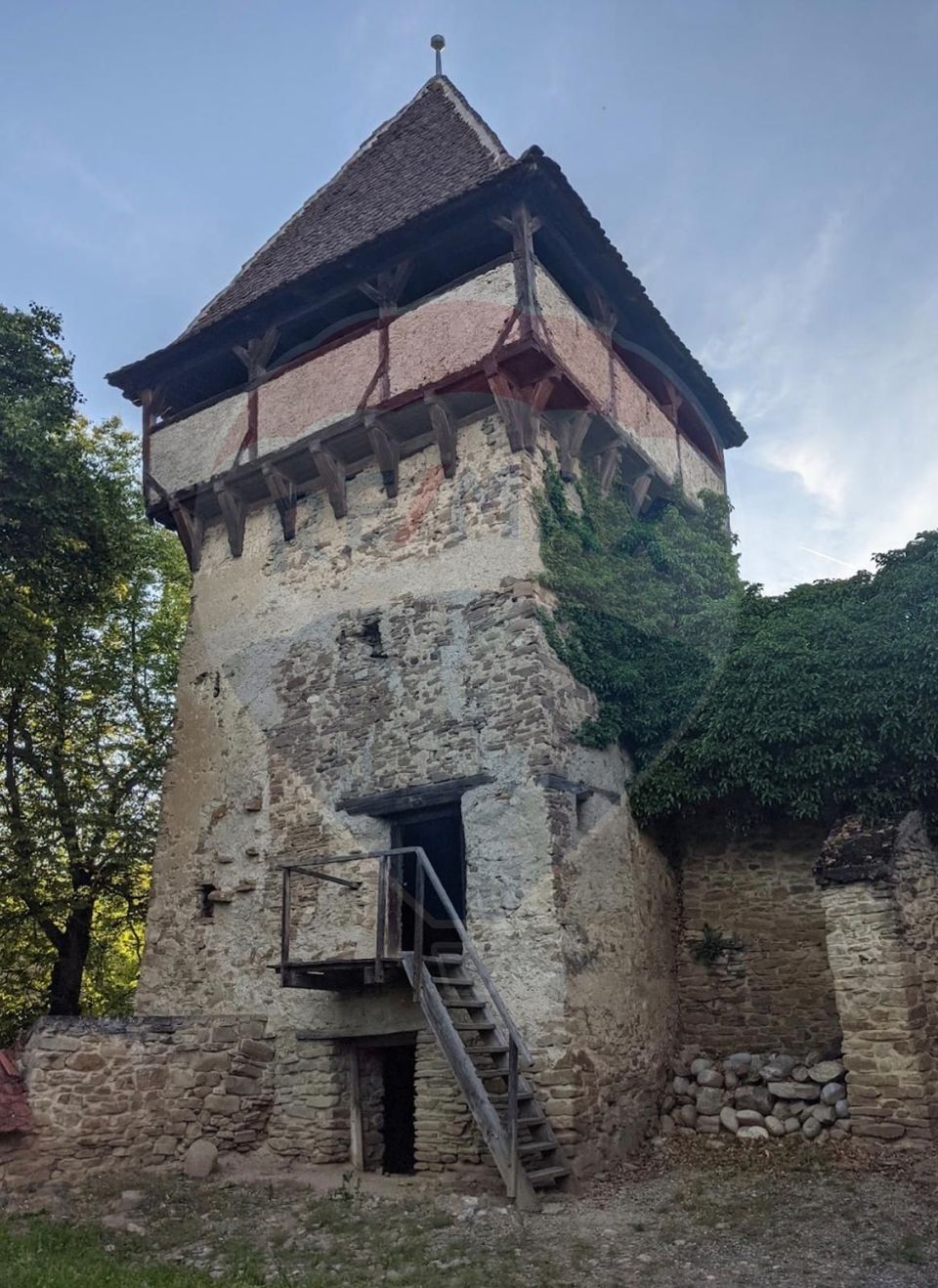 DE VANZARE Teren intr-un colț de Transilvanie autentică