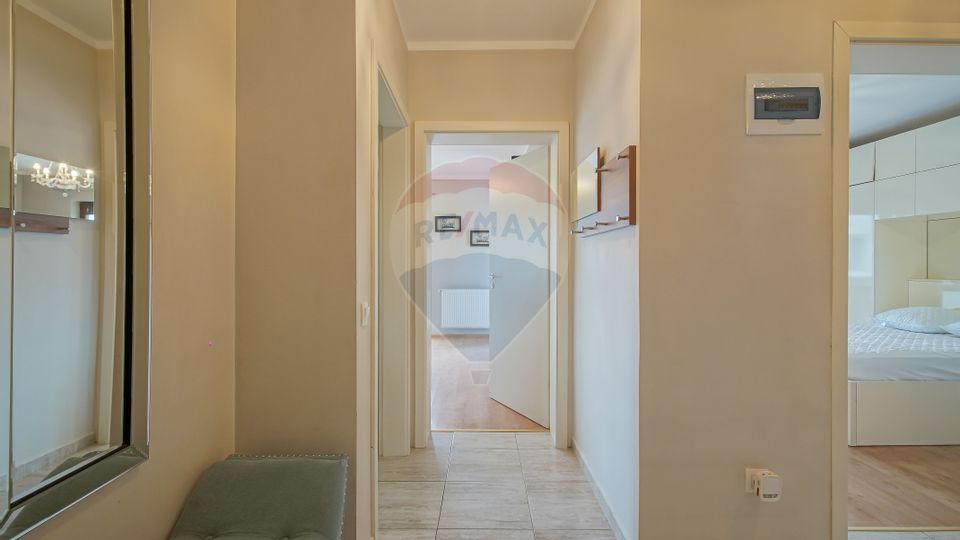 !! REZERVAT !! Apartament in vila, 3 camere, Nicolae Labis, Tractorul