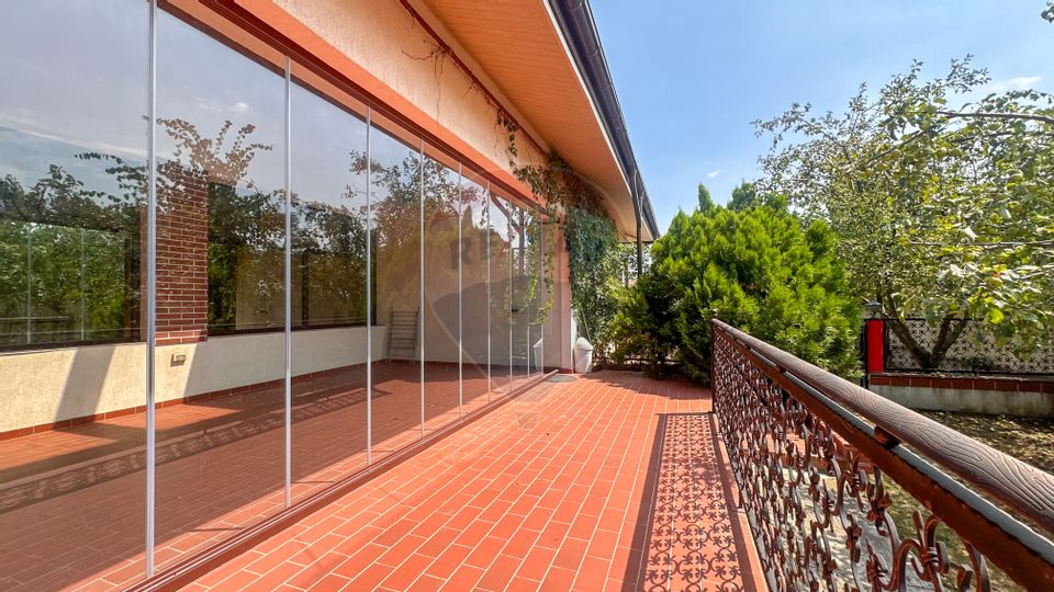 Vila cu doua unitati locative de inchiriat în zona de Nord / Sisesti