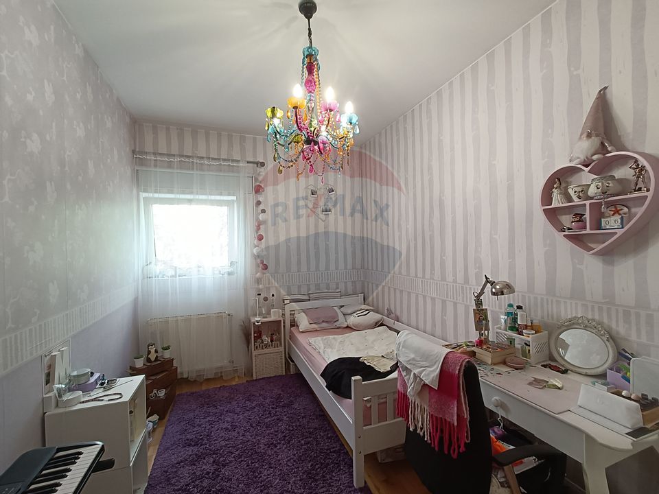 13 room House / Villa for rent, Andrei Muresanu area