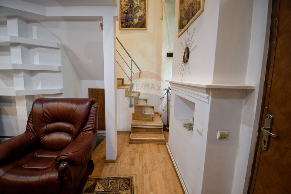 Apartament ultracentral cu 2 camere de inchiriat