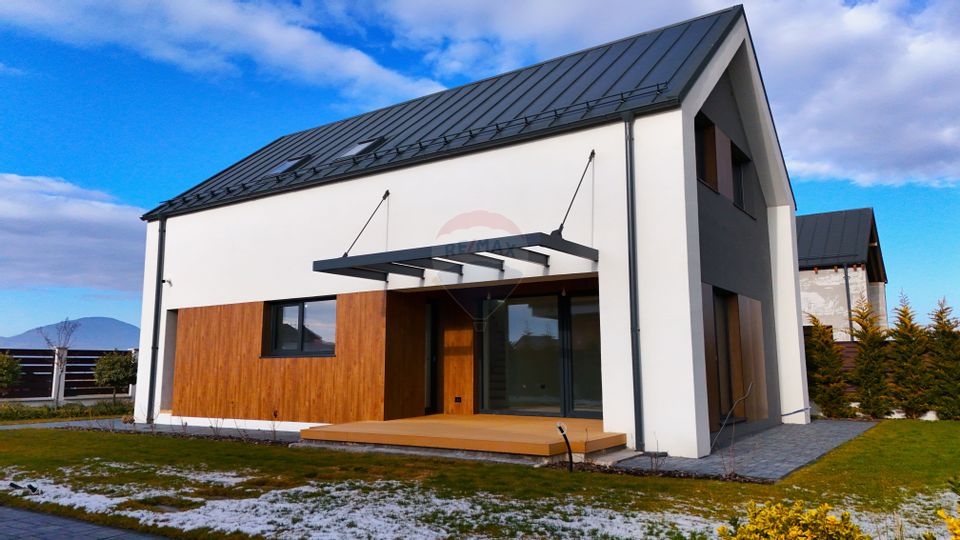 Eficiență Energetică A+ | Cristian | Finisaje Premium | Curte Modernă